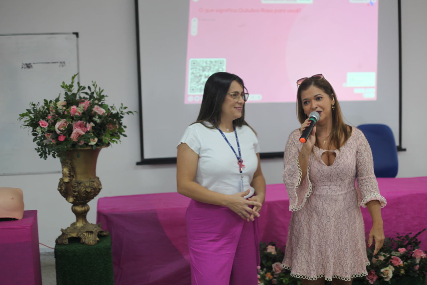Abertura foi realizada pela docente Simone Cabral, chefe da DAE. Imagem: Ana Laura Farias/Campus Lagarto