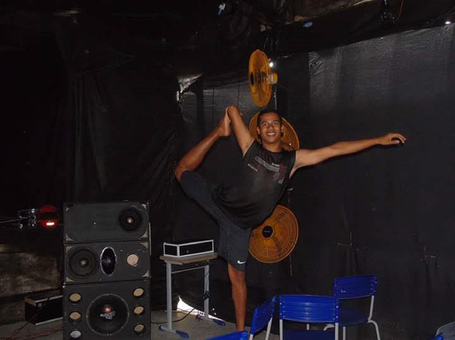 Laenisson dos Santoa durante projeto nas escolas (Foto: arquivo pessoal)