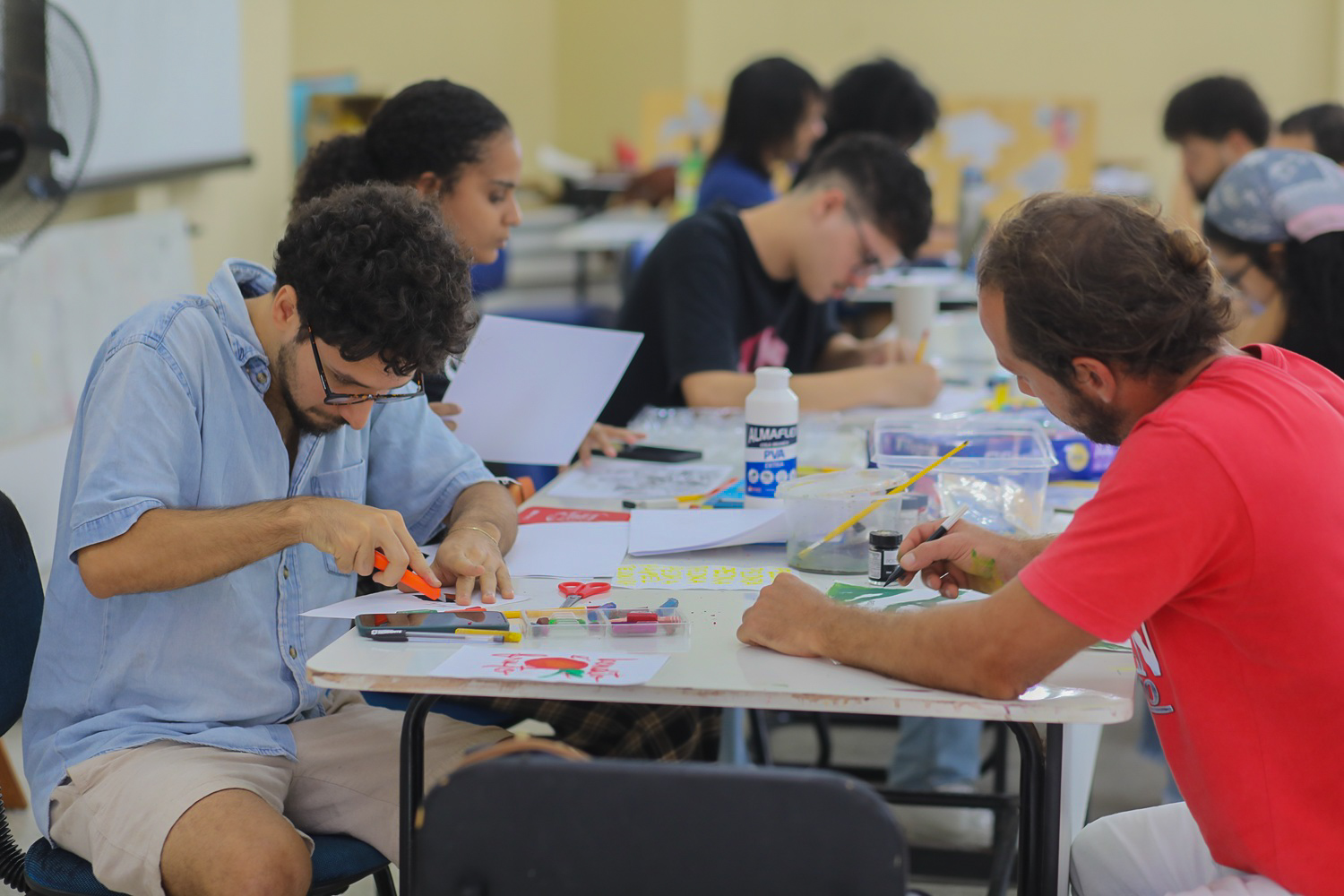 Oficina Estampidos Estampados: Experimentação Gráfica em Tecidos (Foto: Janaína Cavalcante/Ascom)