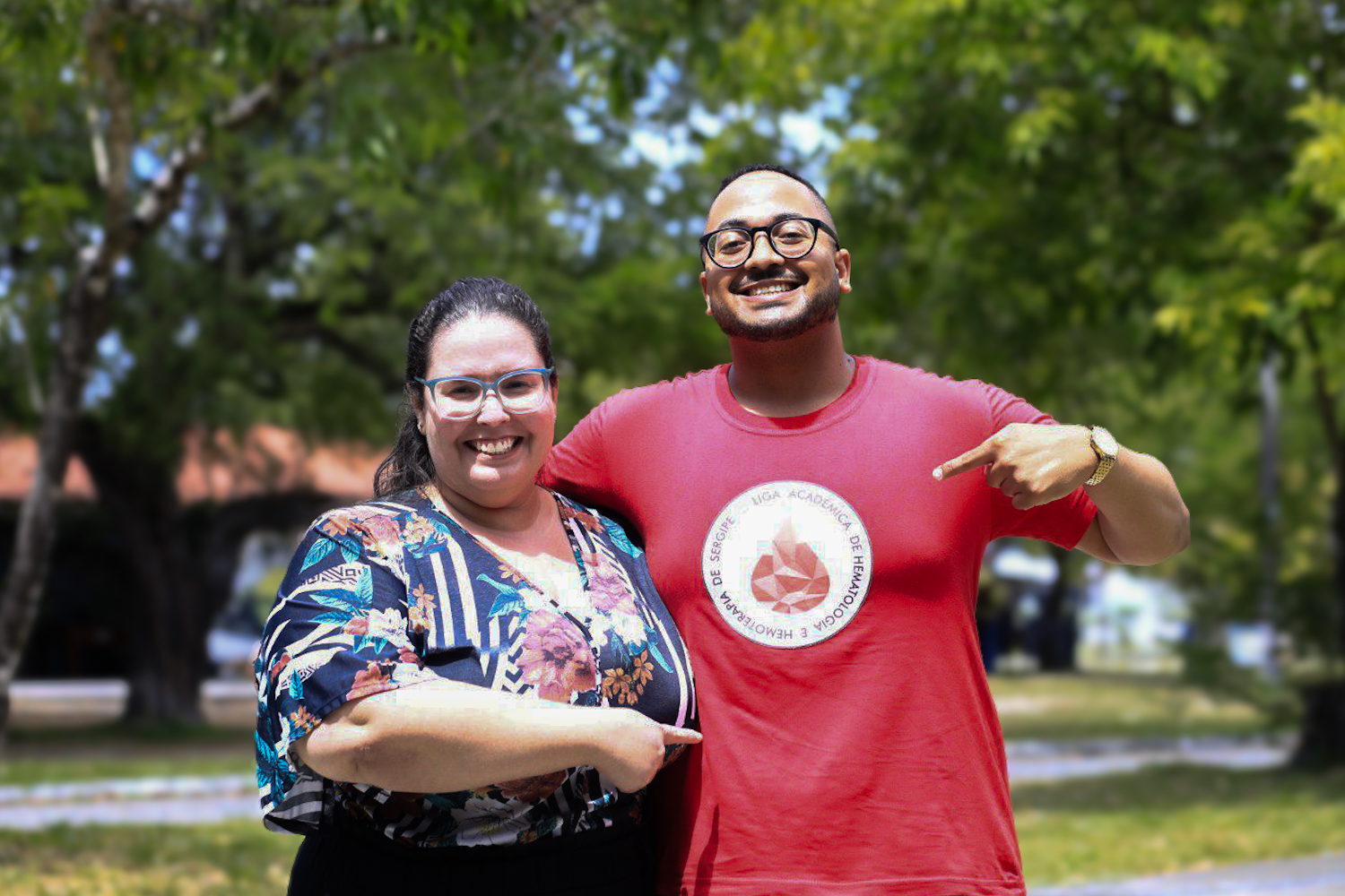Representantes da Lihese, Juliana Lima e Anthony José (Foto: Elisa Lemos/Ascom UFS)