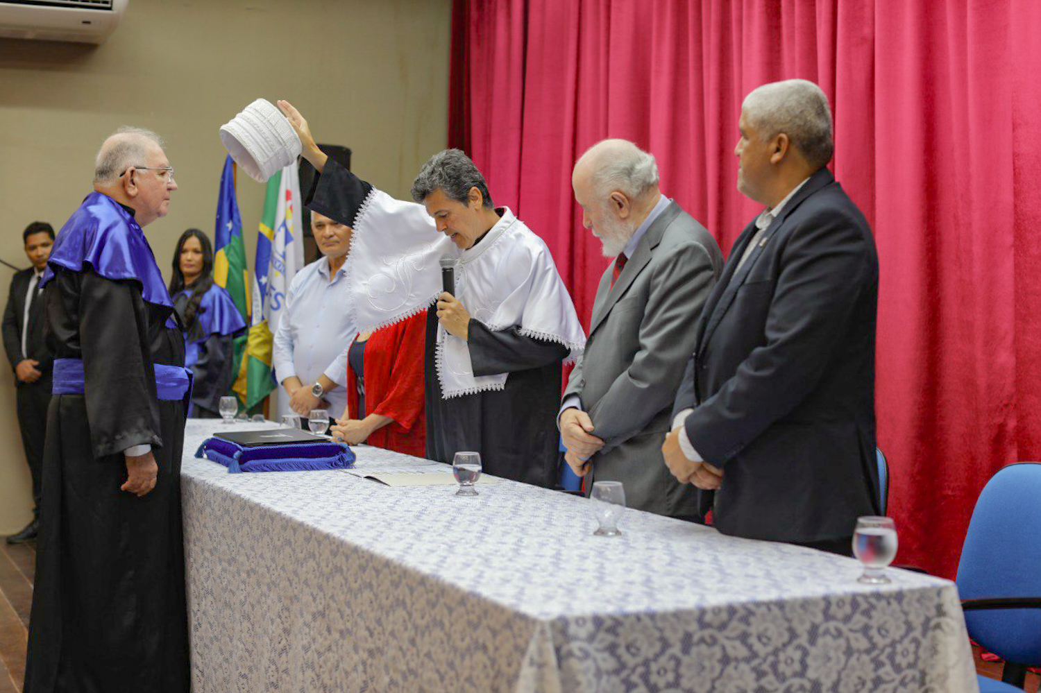 Solenidade aconteceu no auditório Libório Firmo, no prédio da Reitoria (Foto: Elisa Lemos/Ascom UFS)