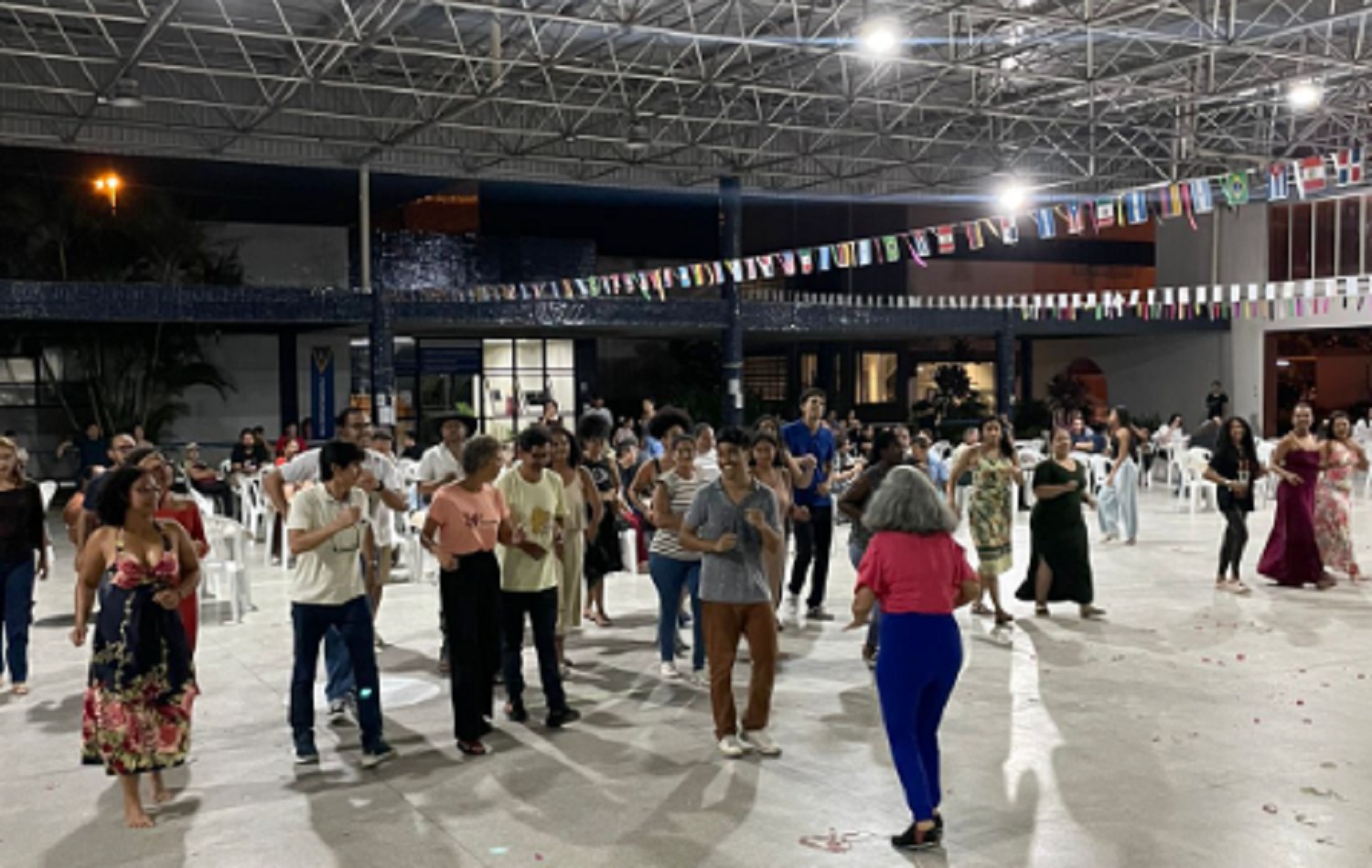 Aula de danças (Foto: arquivo pessoal)